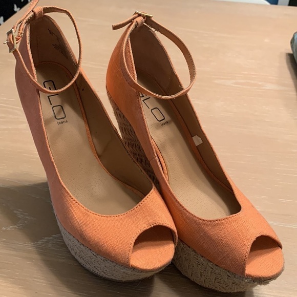 GLO jeans Platform Wedge crazy high peep toe shoes! Size 9 some wear on soles - Picture 2 of 10